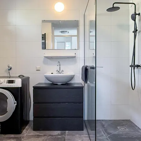 3 Bedroom Stunning In Vakantiehuis *